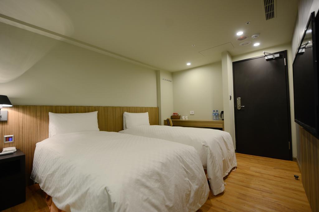 Smile Inn - Taipei Main Station Room photo